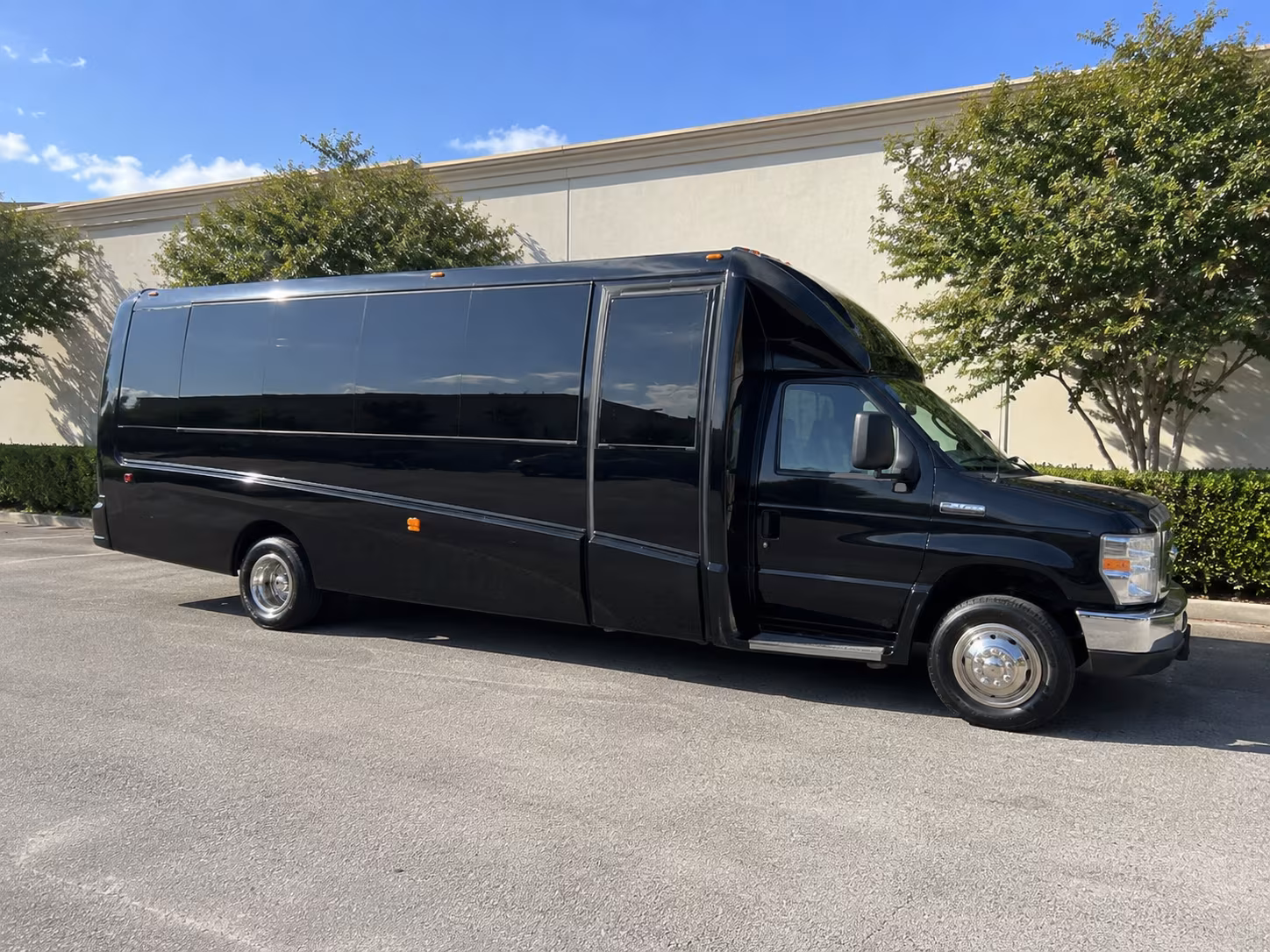 bachelorette and birthday wine tour party buses from walnut creek