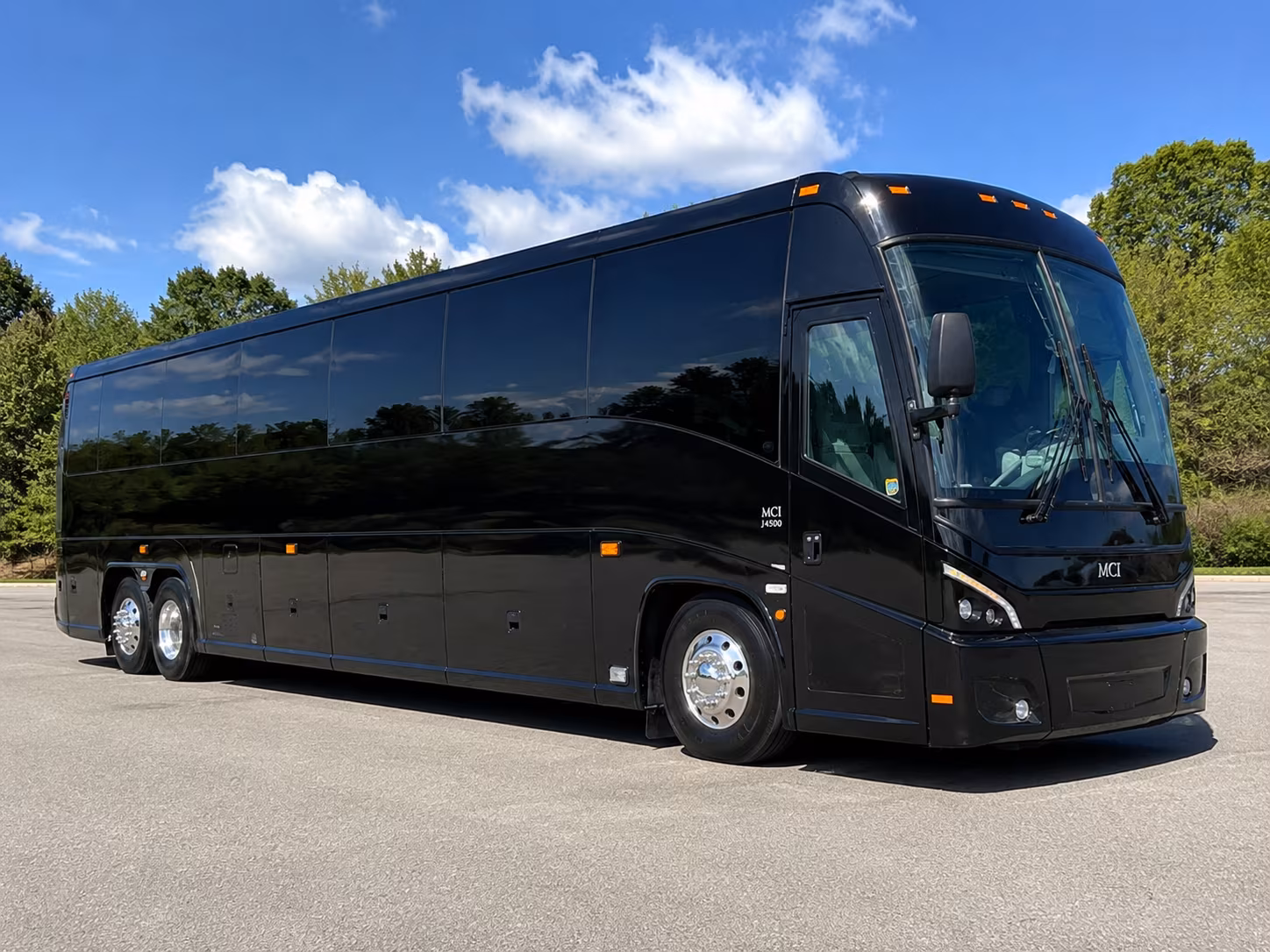 oracle park and levi s stadium bus rentals for giants and 49ers fans