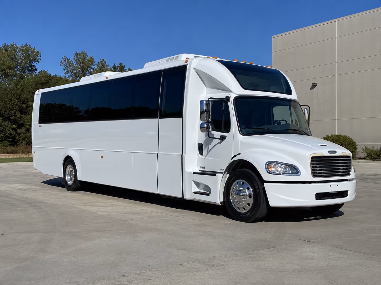 walnut creek 28 passenger party bus